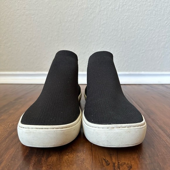 ROTHY'S The Chelsea Ankle Boot / Booties in Black - Picture 4 of 13